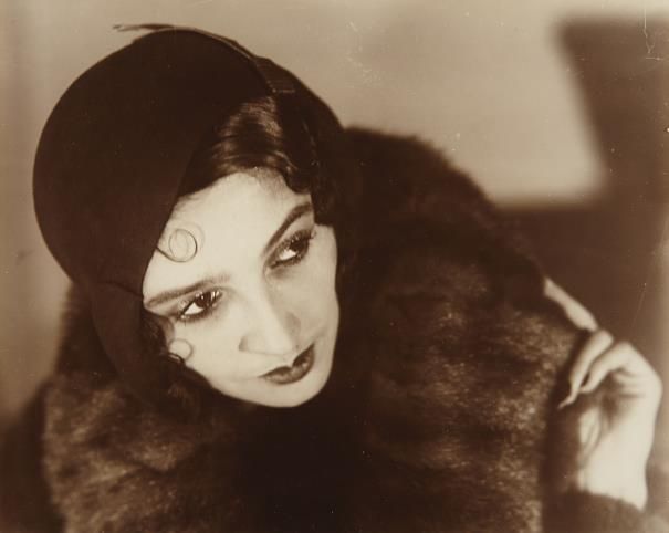 Renée Perle, Portrait in Black Hat and Fur